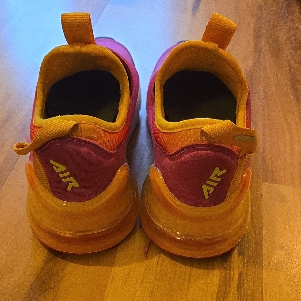 Nike Kids Slip On Air 270 - Picture 3 of 5